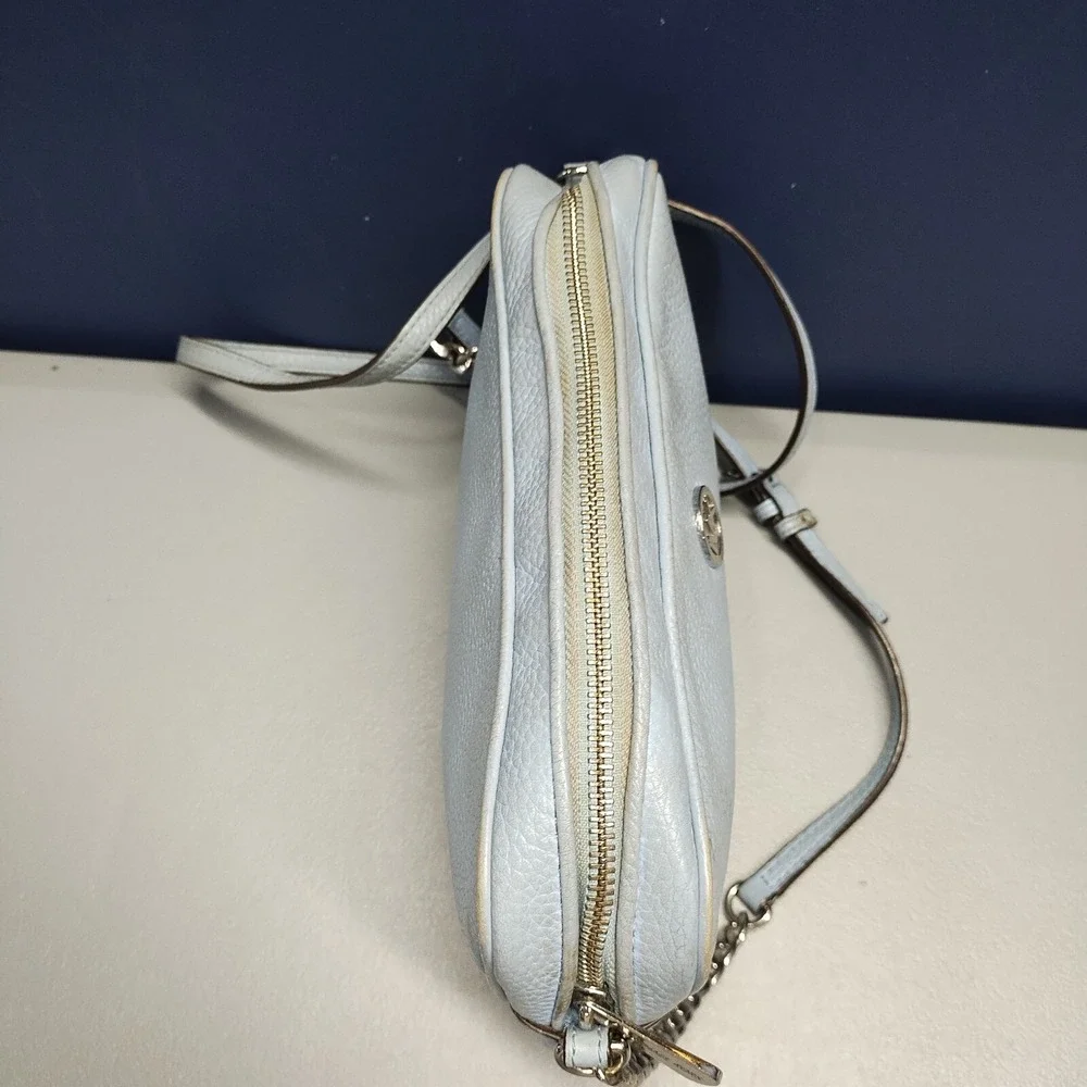 Michael Kors Crossbody Bag Women's Light Blue‎ Inner Pockets Adjustable Strap